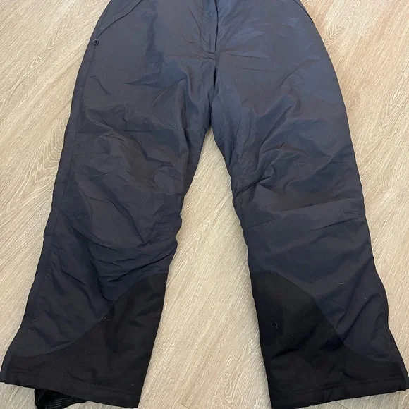 L.L. Bean Vintage women’s size L Black Snow Pants - Picture 1 of 5